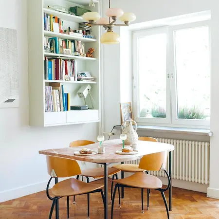 Amazing In Old Mokotow Apartment Warsaw